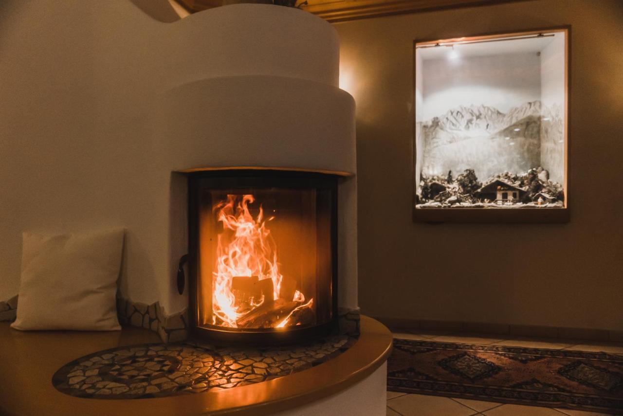 Hotel Villa Waldheim San Candido Eksteriør billede