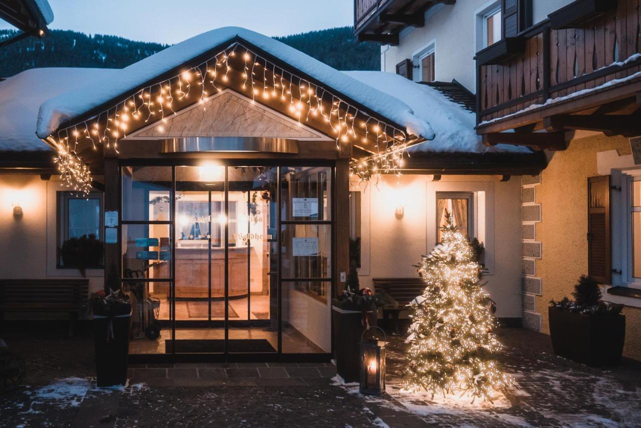 Hotel Villa Waldheim San Candido Eksteriør billede