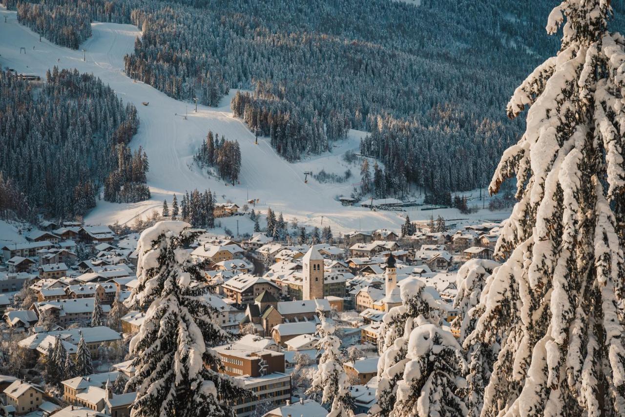 Hotel Villa Waldheim San Candido Eksteriør billede