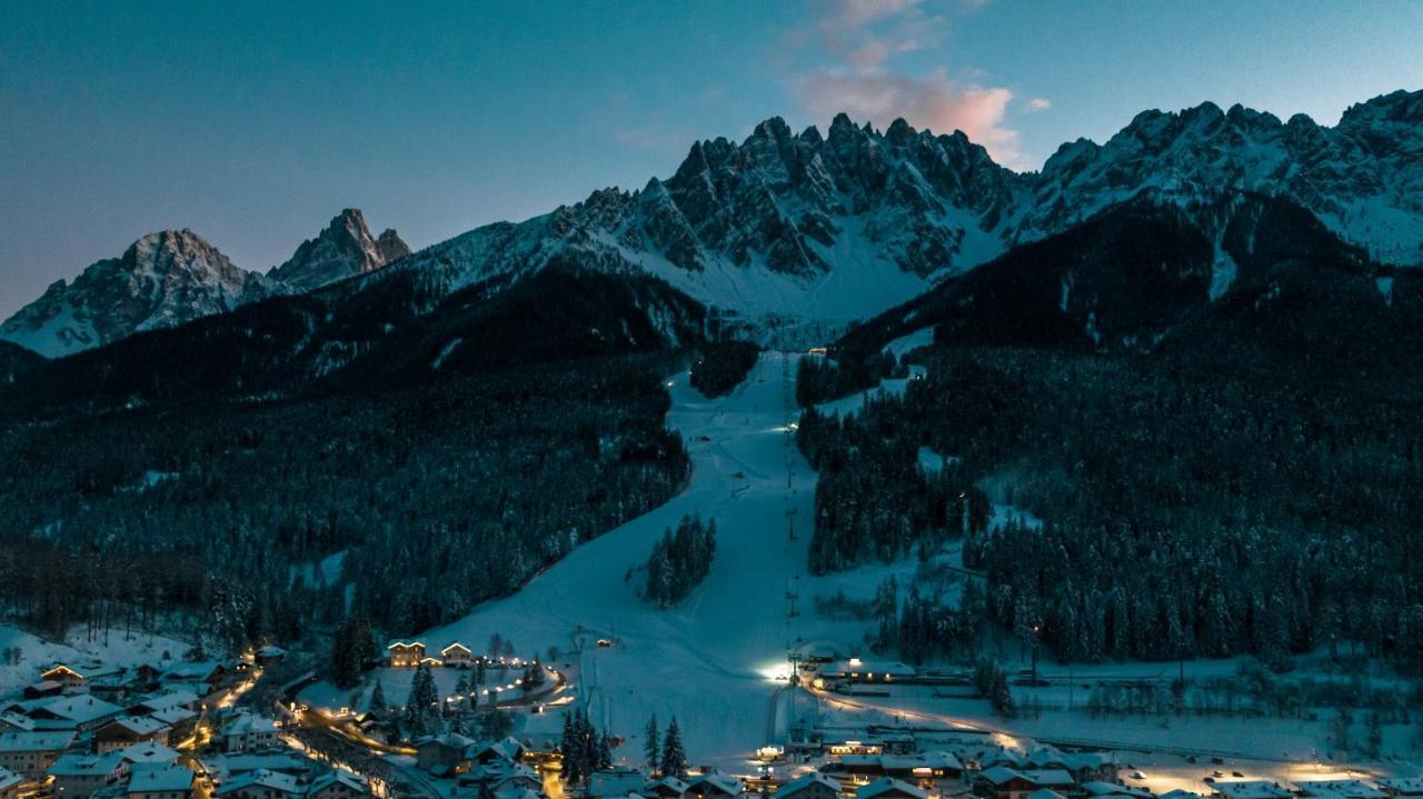 Hotel Villa Waldheim San Candido Eksteriør billede