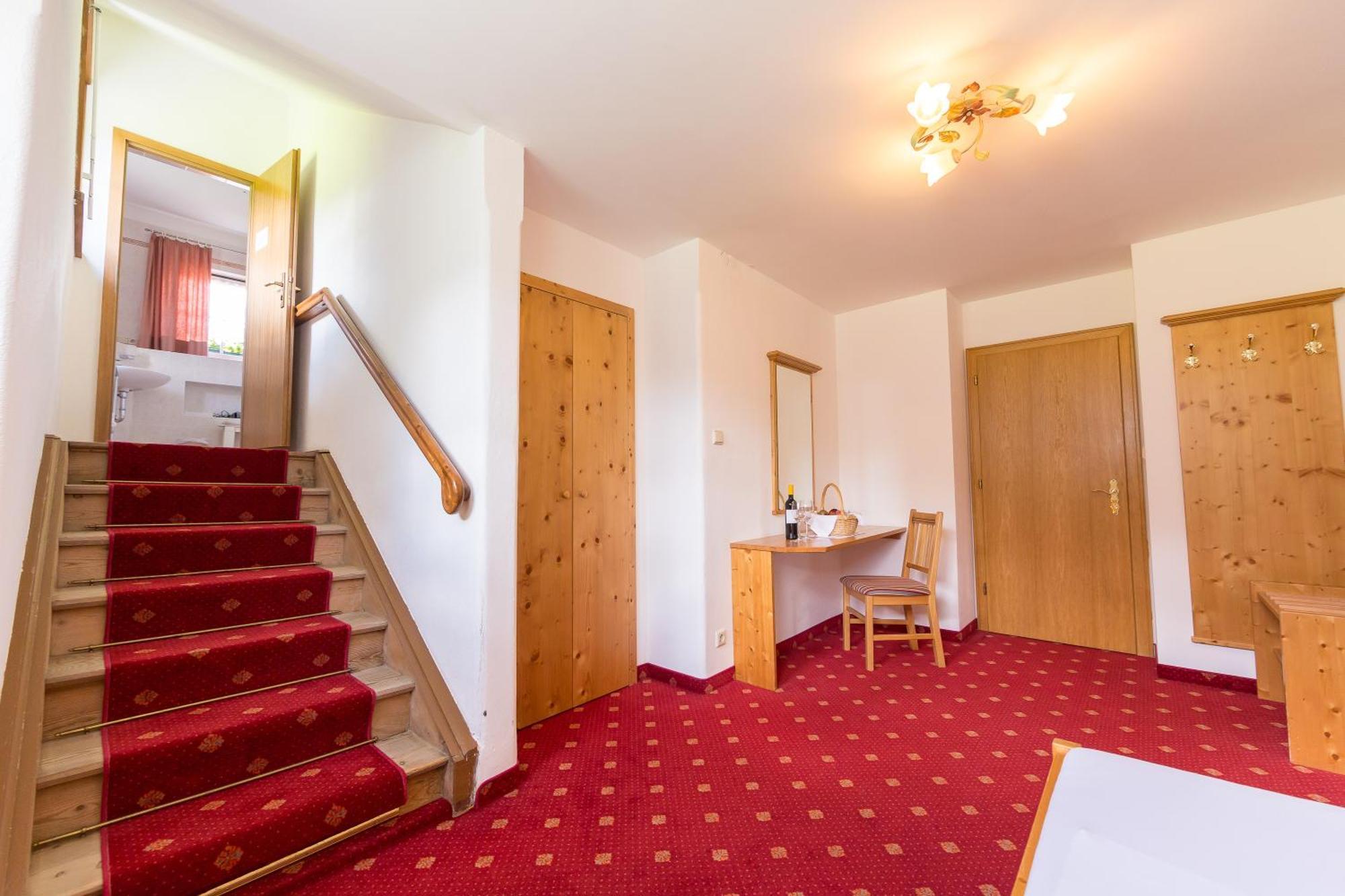 Hotel Villa Waldheim San Candido Værelse billede