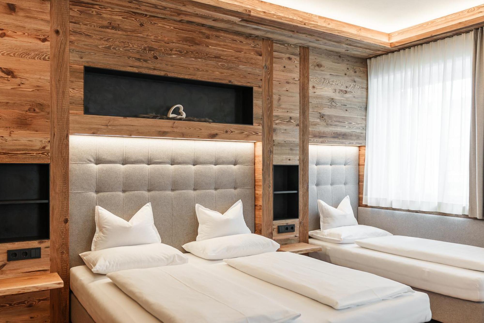Hotel Villa Waldheim San Candido Eksteriør billede